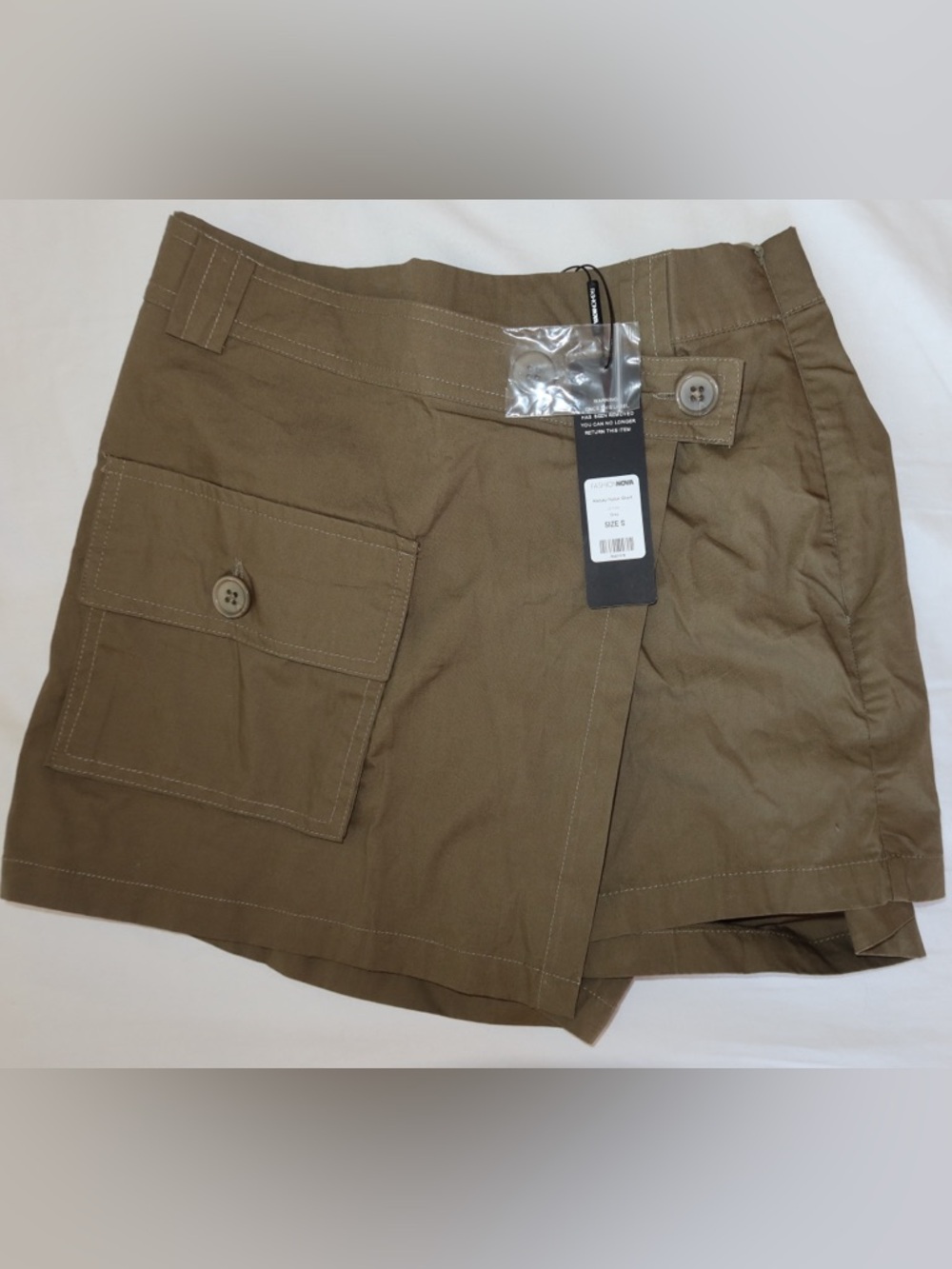Fashion Nova 
Skort 
Olive green 
Size small 
Never worn with tags